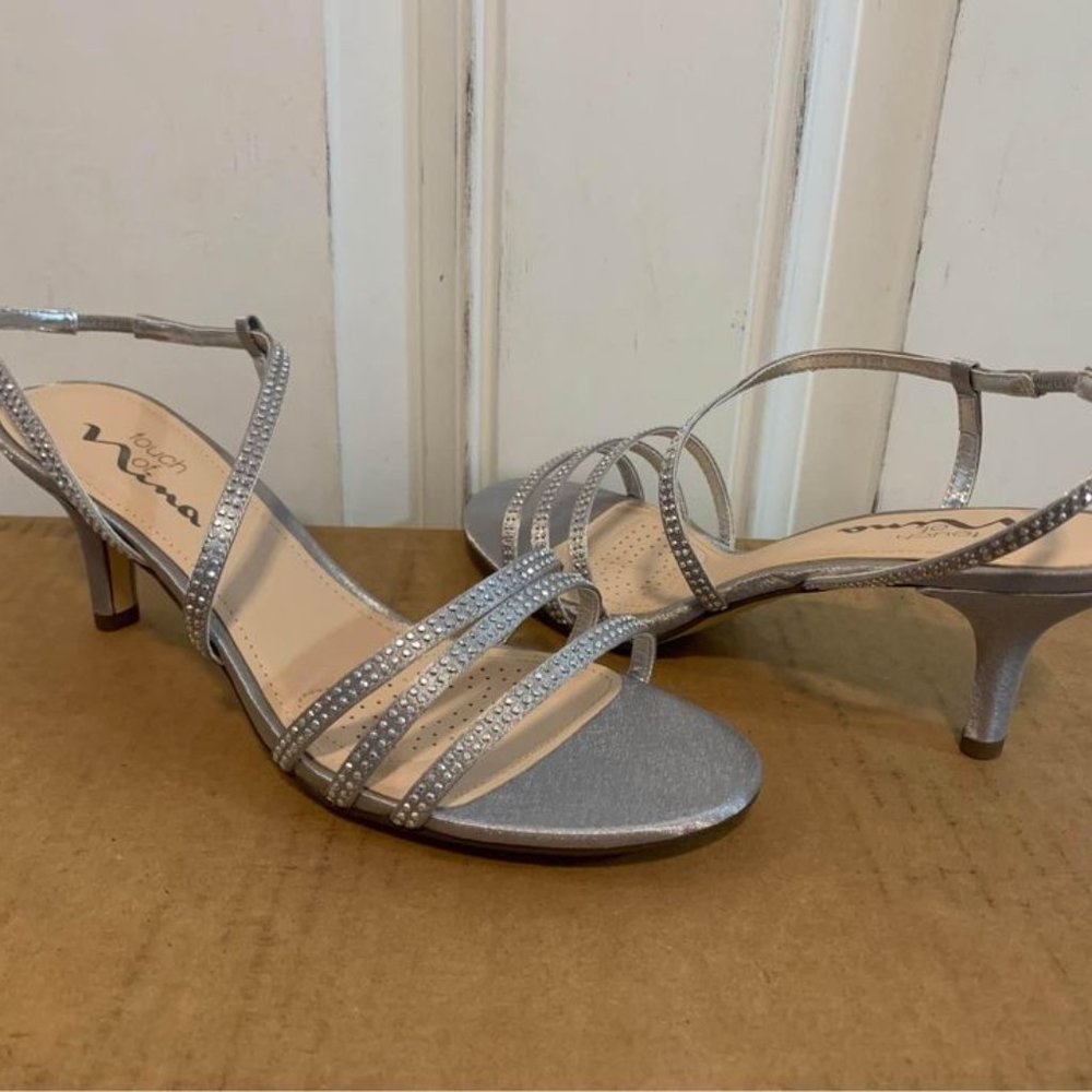 Touch of Nina Size 8 Silver Special Occasion/Prom Shoes